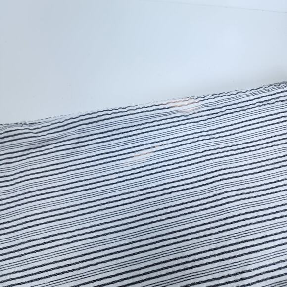 Jones New York Black & White Striped Stretch Capri Pants Women's Plus Size 16W - Picture 1 of 8